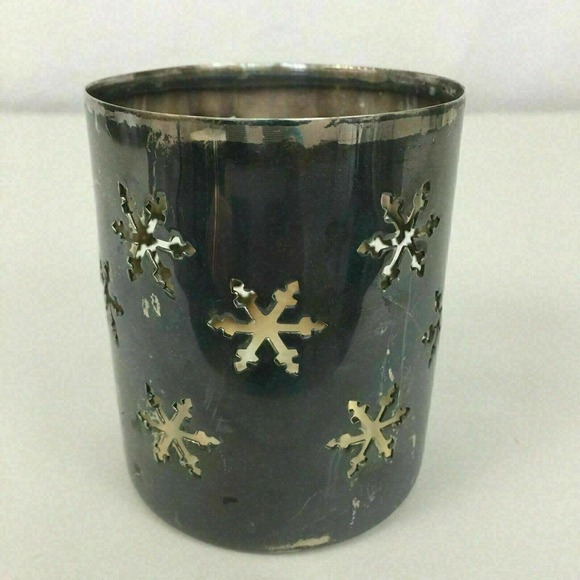Silver Metal Snowflakes Cut-Out Candle Holder Votive Tea Light 3.5" Vintage - Picture 1 of 6